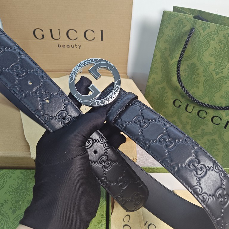 G*u*i belts